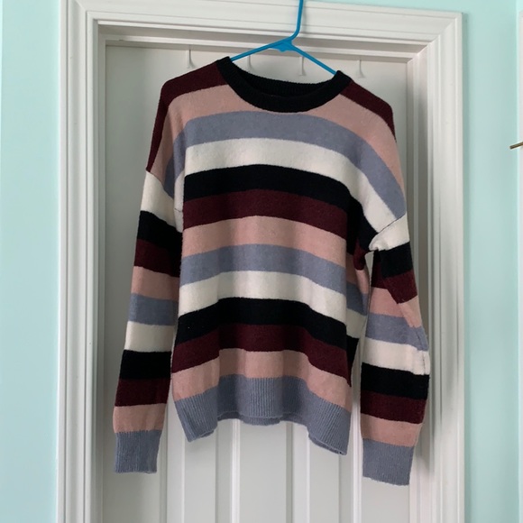 Large Striped Sweater white/black/blue/pink/maroon - Picture 1 of 4